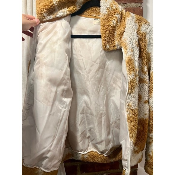 Betsey Johnson Cozy Teddy Fleece Cow print Jacket Tan Size S - Picture 5 of 7